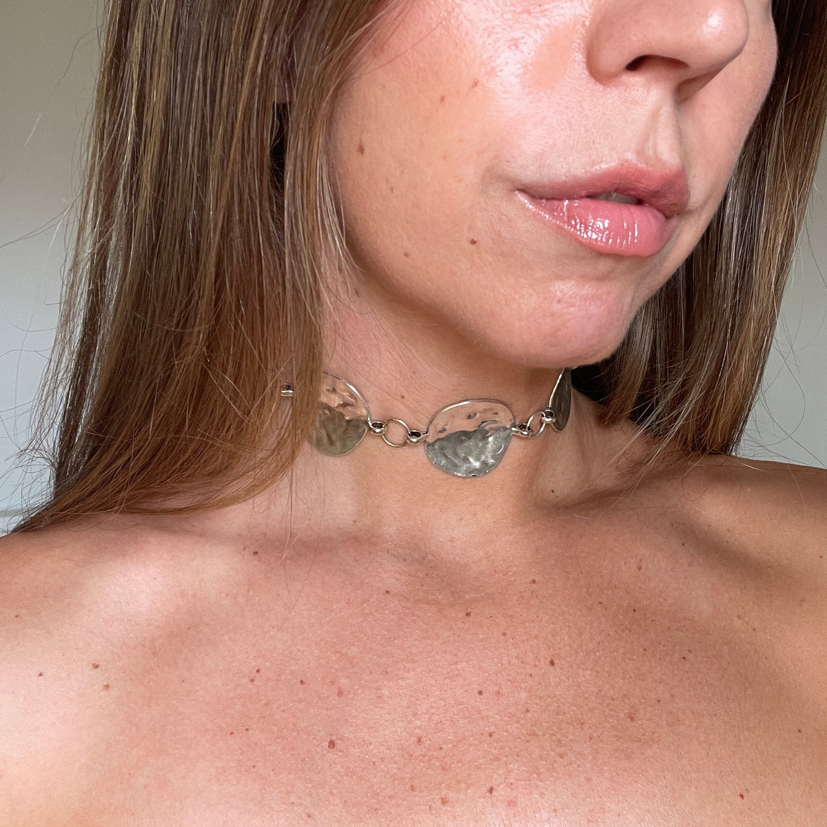 Choker Moon